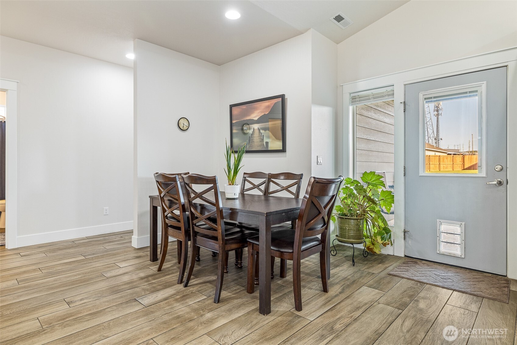 5997 W 41st Ave , Kennewick, WA 99338