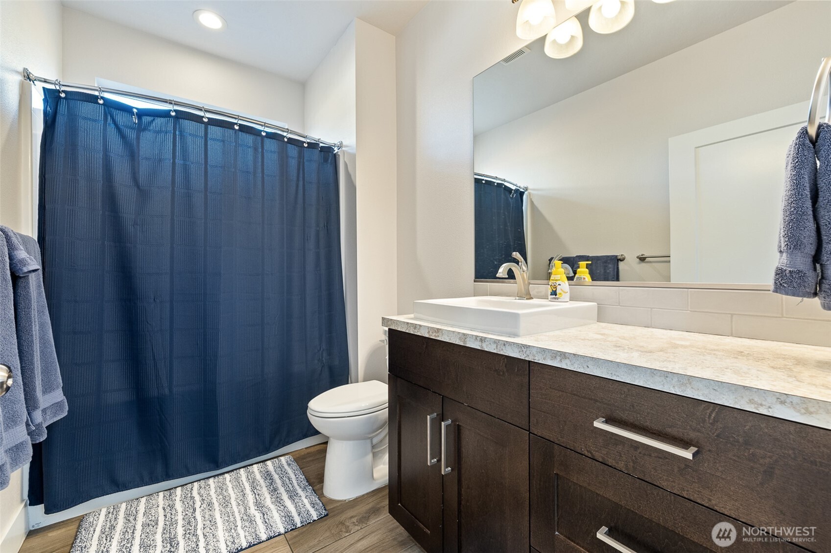 5997 W 41st Ave , Kennewick, WA 99338