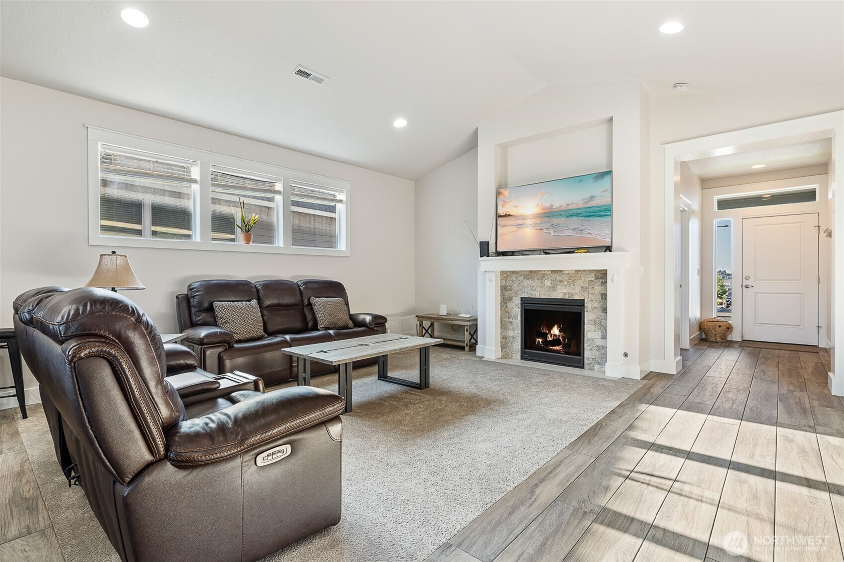 5997 W 41st Ave , Kennewick, WA 99338