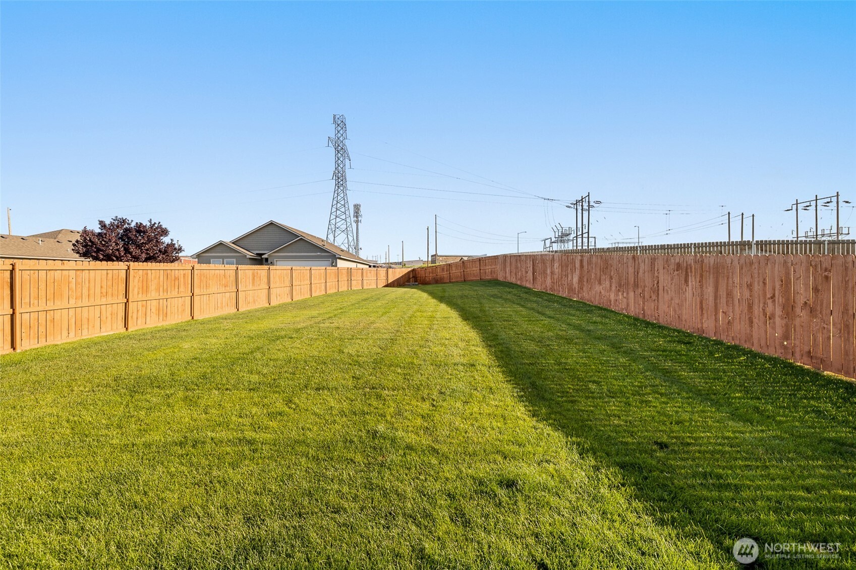 5997 W 41st Ave , Kennewick, WA 99338