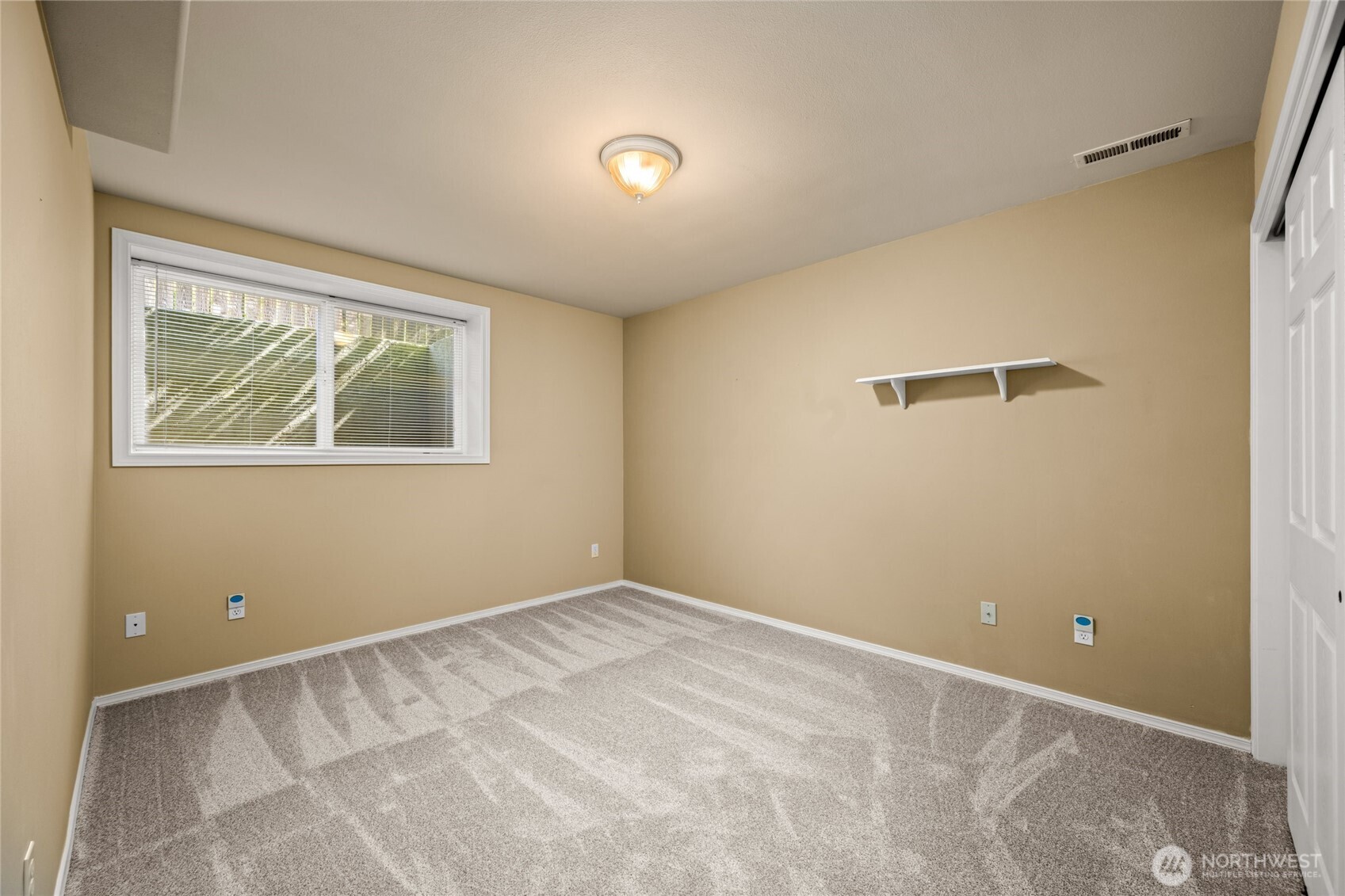 1405 Edwards Street , Bellingham, WA 98229