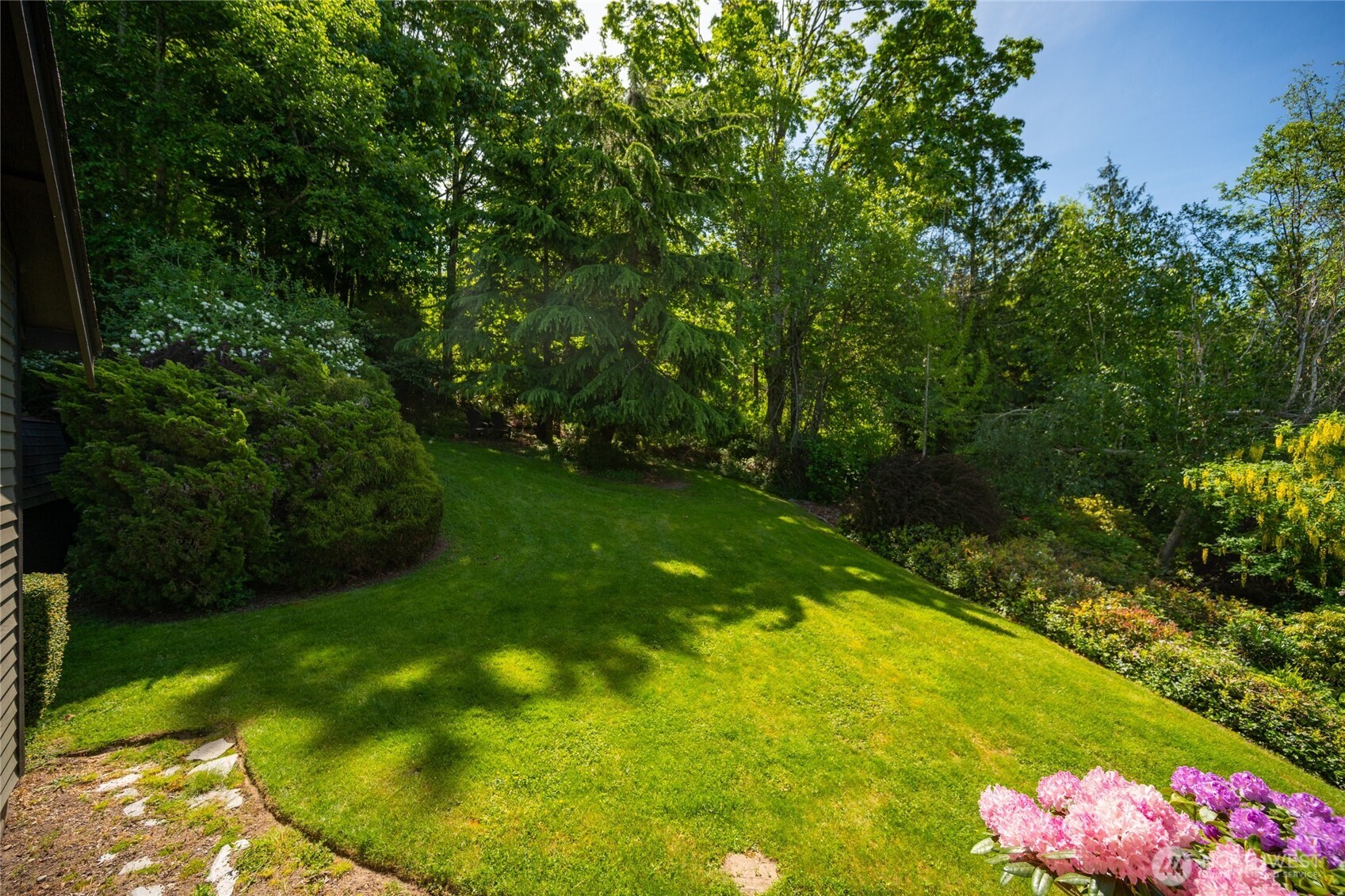 1405 Edwards Street , Bellingham, WA 98229