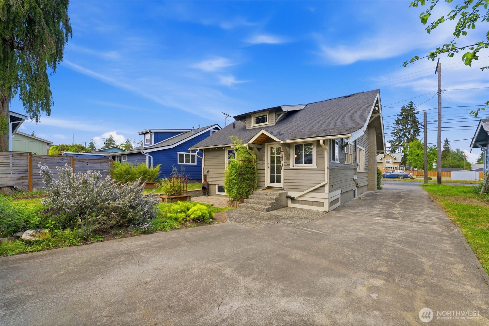 2320 S 12th Street , Tacoma, WA 98405
