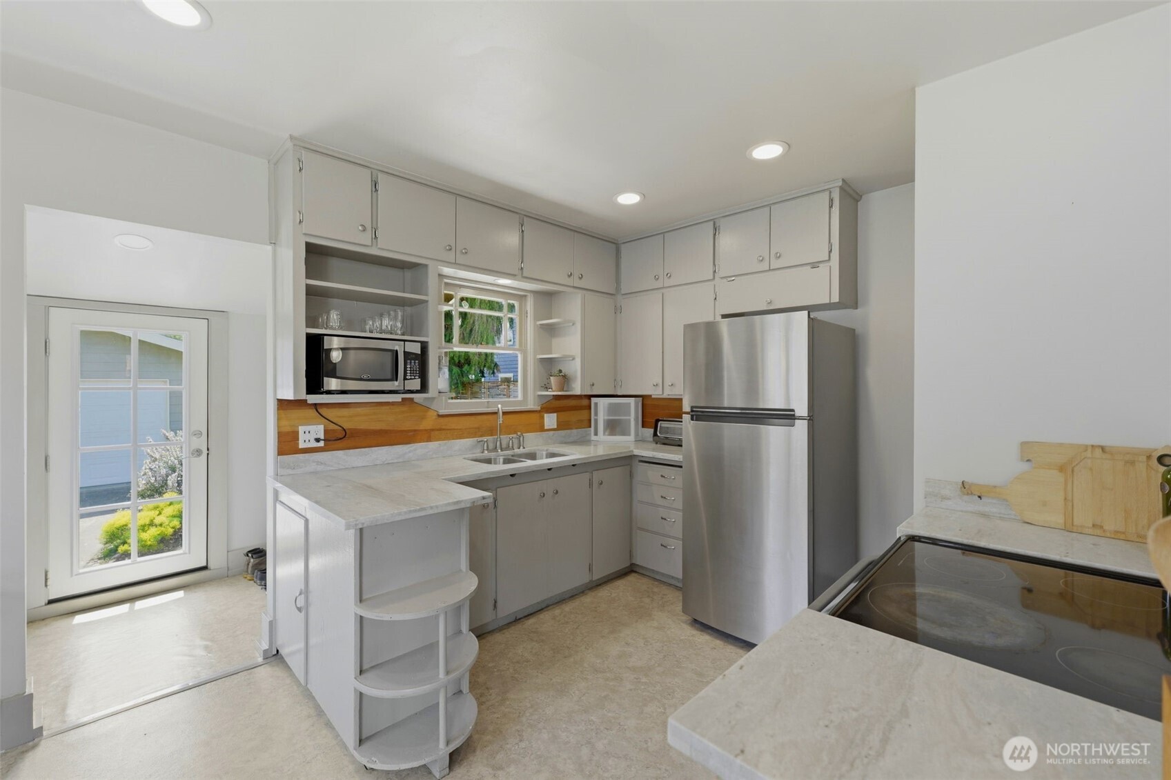 2320 S 12th Street , Tacoma, WA 98405