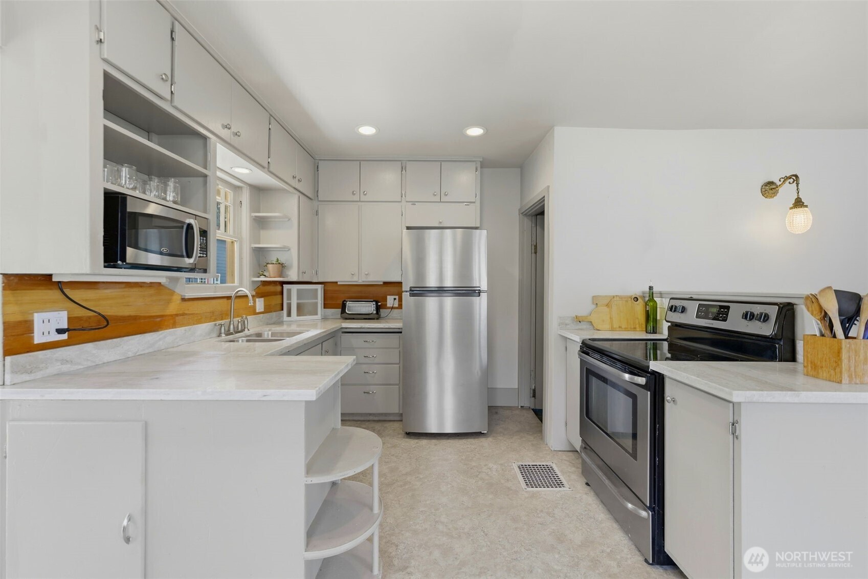 2320 S 12th Street , Tacoma, WA 98405