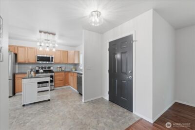 6537 Compton Boulevard SE, Lacey, WA 98513 - Photo 5