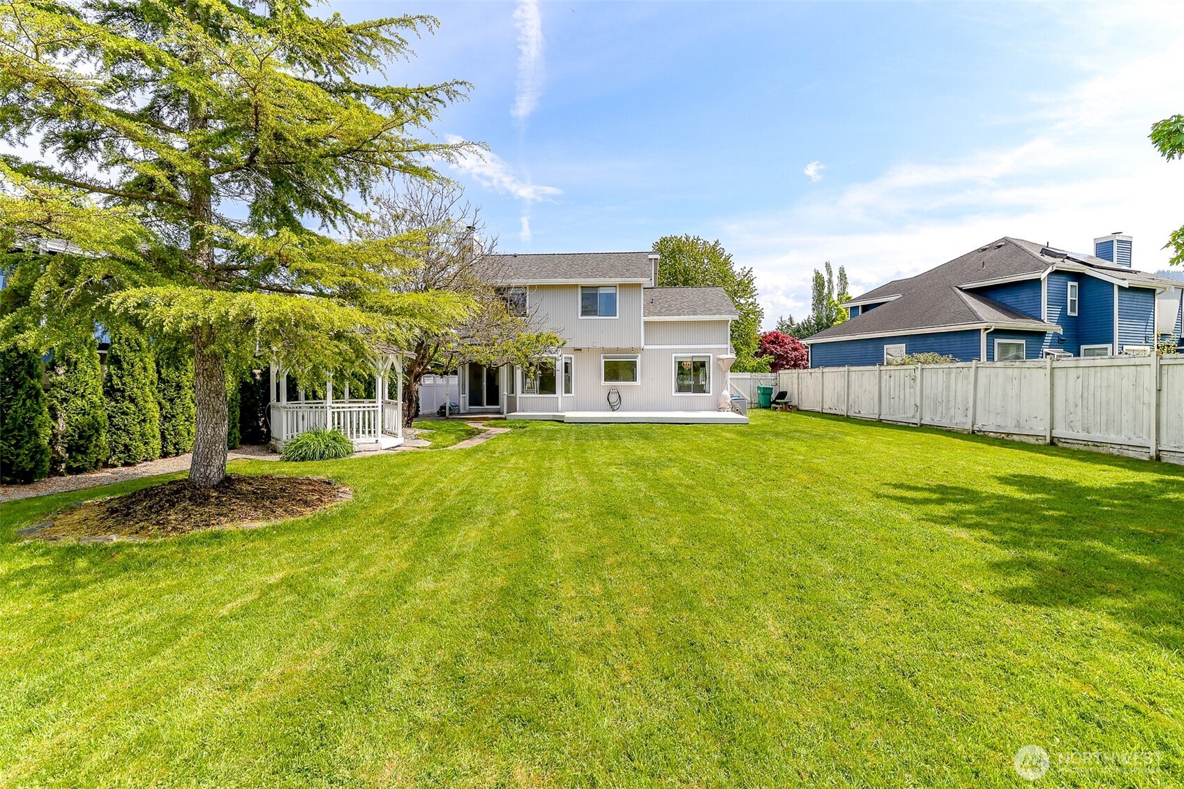 305 Jewell , Enumclaw, WA 98022