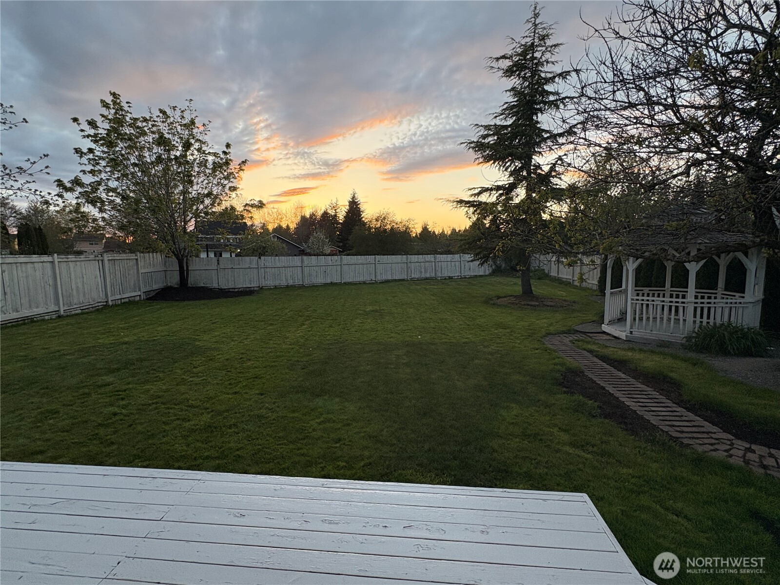 305 Jewell , Enumclaw, WA 98022
