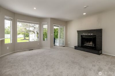 305 Jewell , Enumclaw, WA 98022 - Photo 6