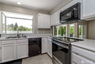 305 Jewell , Enumclaw, WA 98022 - Photo 7