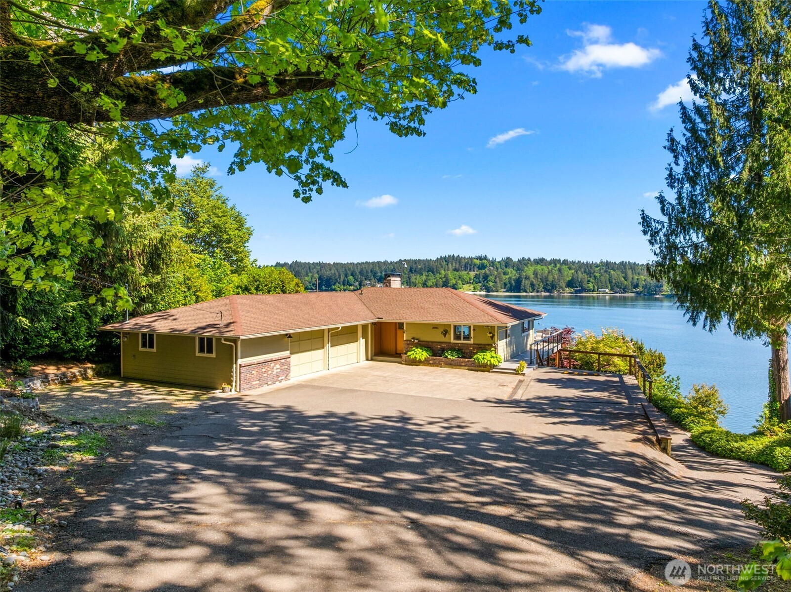3444 Madrona Beach Road NW, Olympia, WA 98502