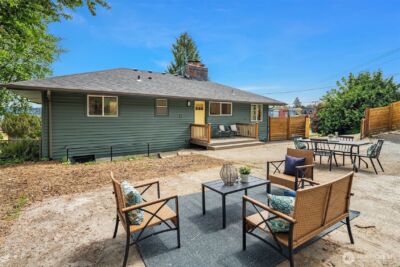 9275 Renton Avenue S, Seattle, WA 98118 - Photo 2
