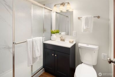 9275 Renton Avenue S, Seattle, WA 98118 - Photo 24