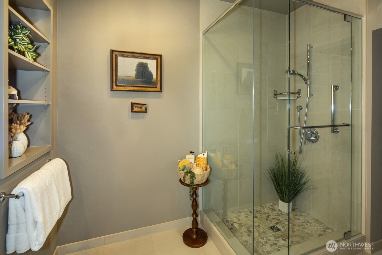 170 Harbor Sq Loop NE #A-411, Bainbridge Island, WA 98110