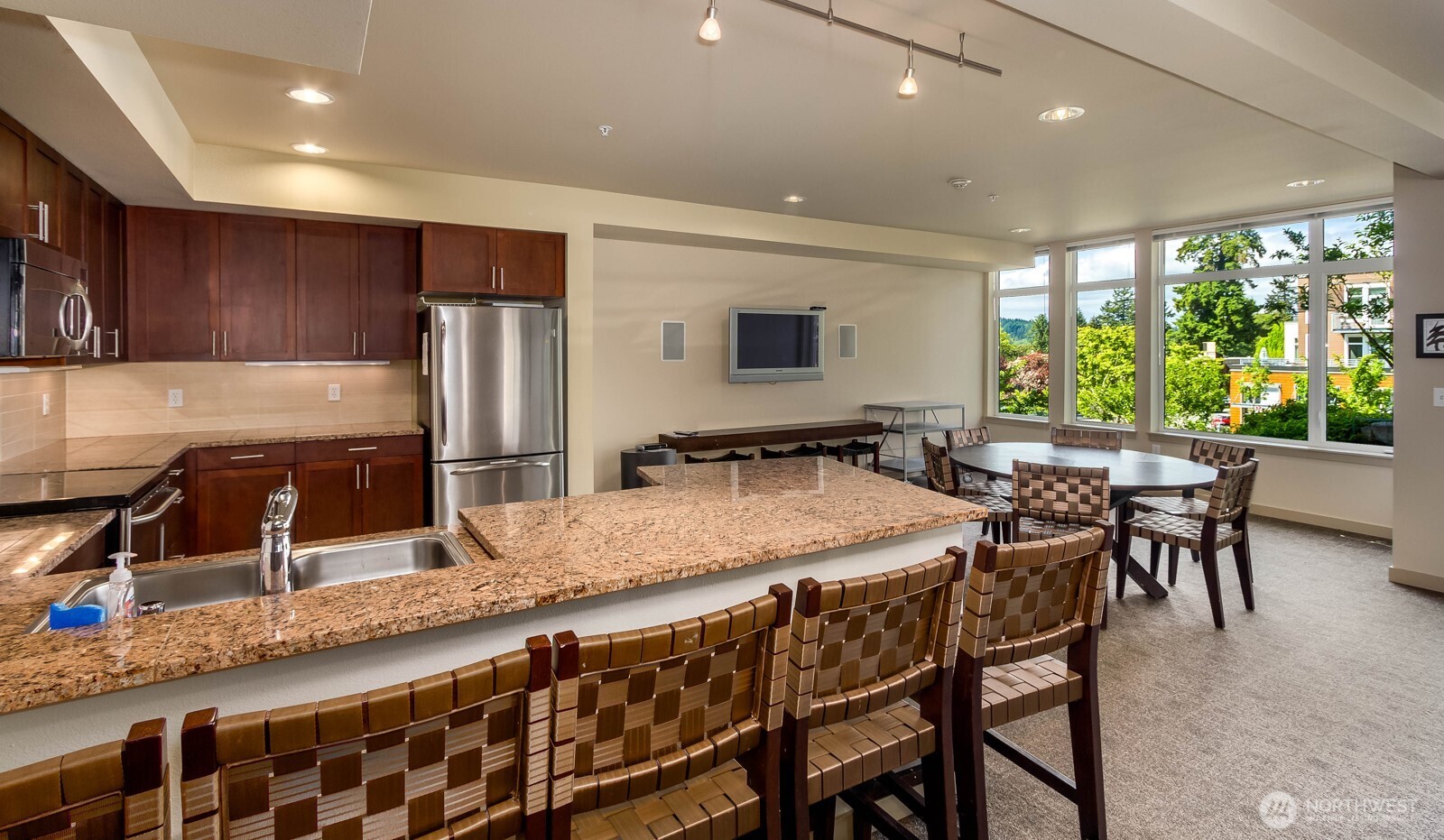 170 Harbor Sq Loop NE #A-411, Bainbridge Island, WA 98110