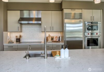 170 Harbor Sq Loop NE #A-411, Bainbridge Island, WA 98110 - Photo 4