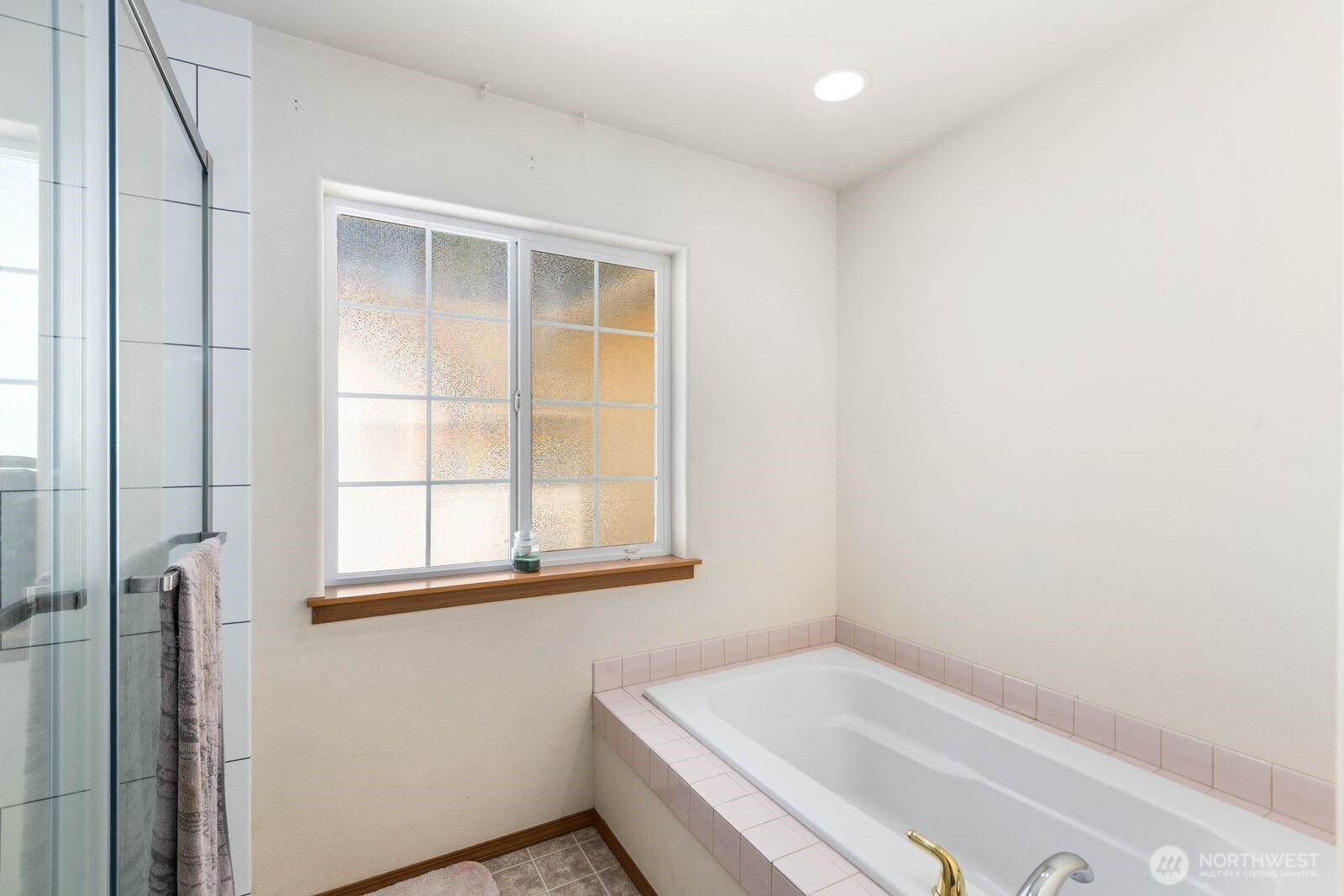 17943 Clear Lake Boulevard SE, Yelm, WA 98597