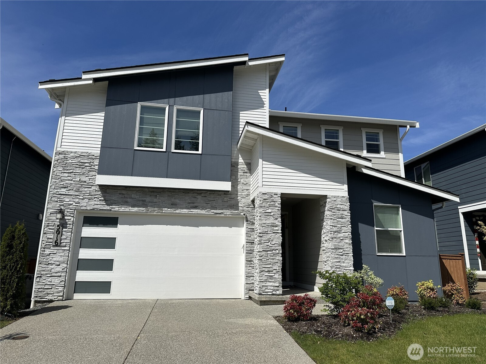 5016 88th Dr NE , Marysville, WA 98270