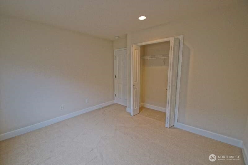 308 239th Way SE, Sammamish, WA 98074