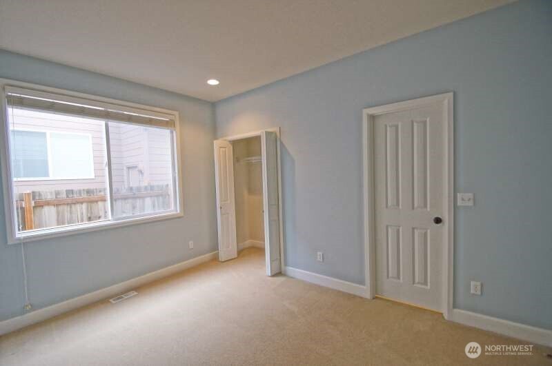 308 239th Way SE, Sammamish, WA 98074