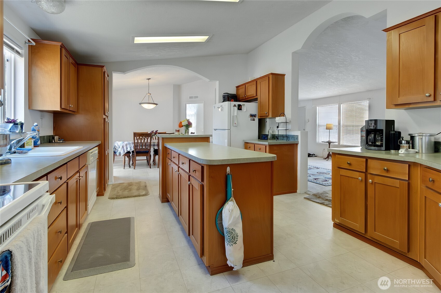 25217 51st Avenue E, Graham, WA 98338