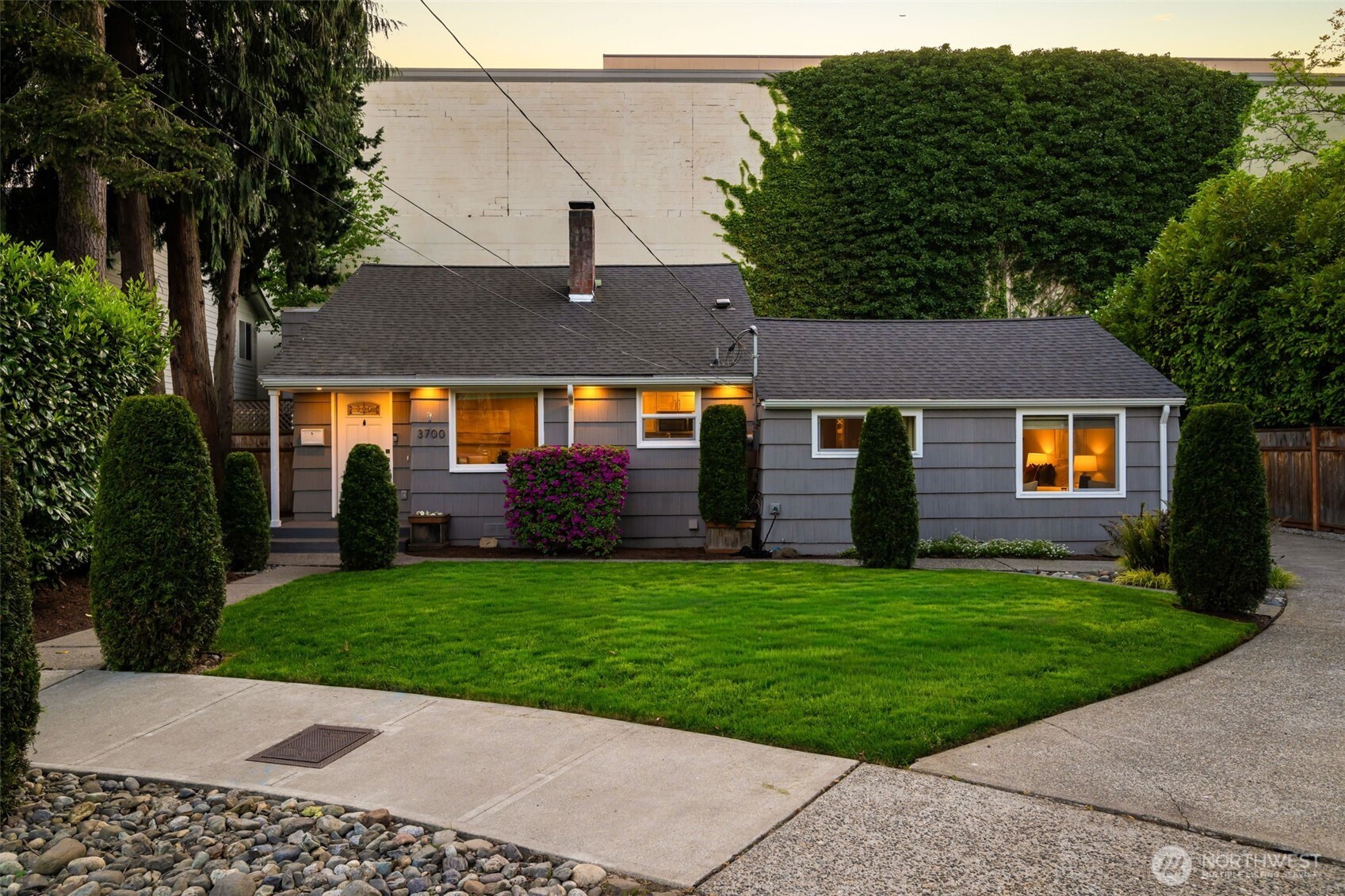 3700 NE 74th Place , Seattle, WA 98115