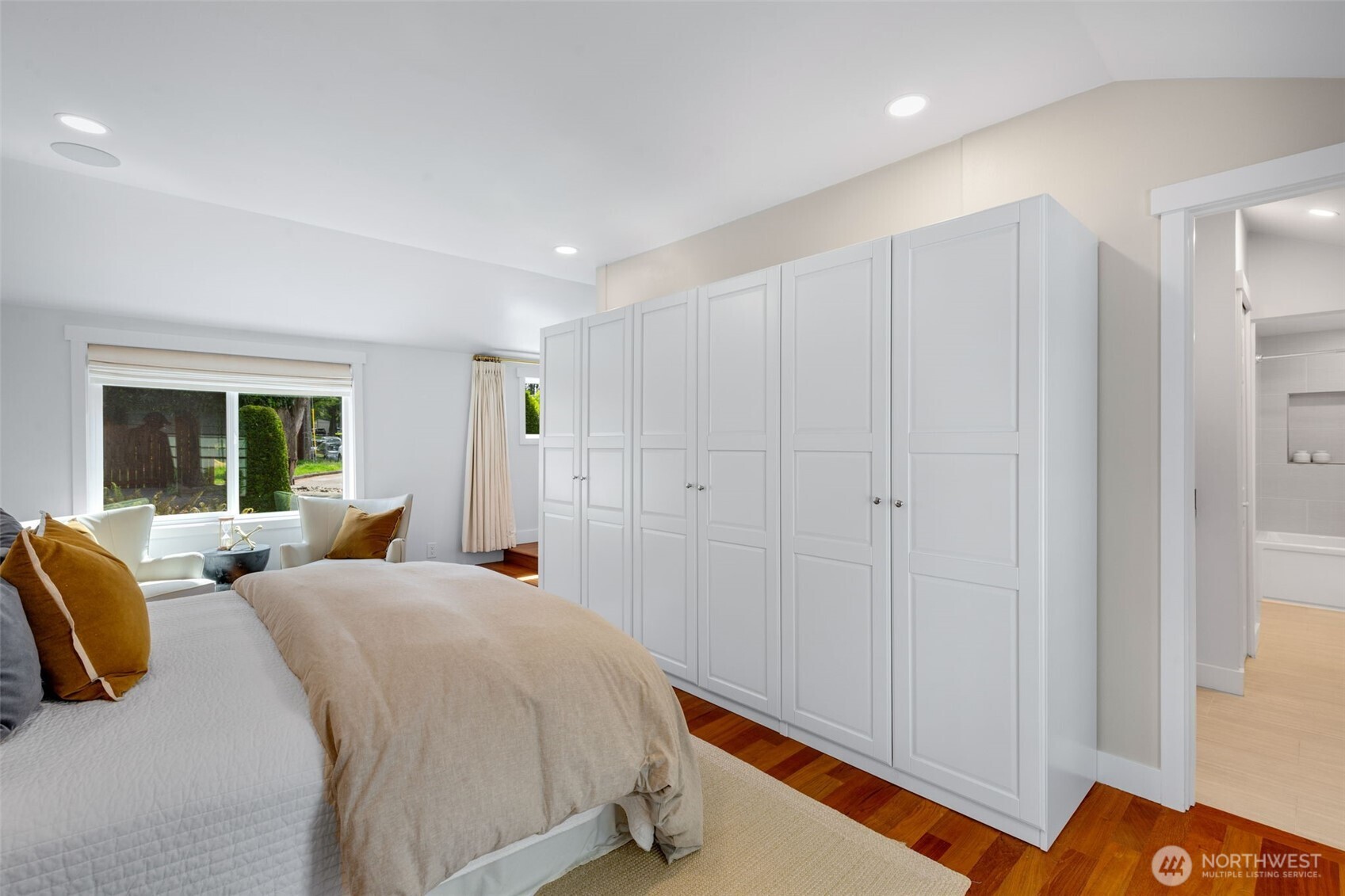 3700 NE 74th Place , Seattle, WA 98115