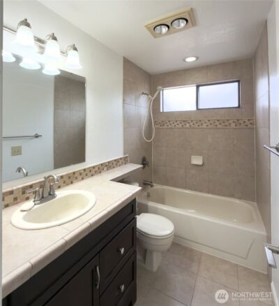 8013 NE 177th Court #403, Kenmore, WA 98028 - Photo 12