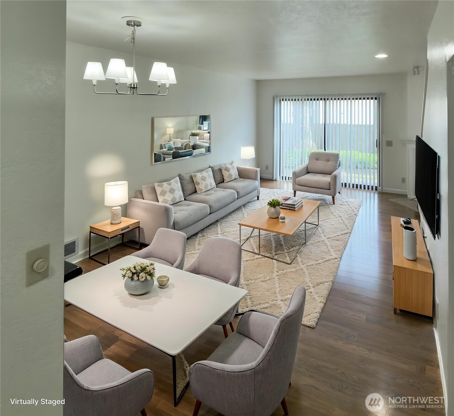 8013 NE 177th Court #403, Kenmore, WA 98028