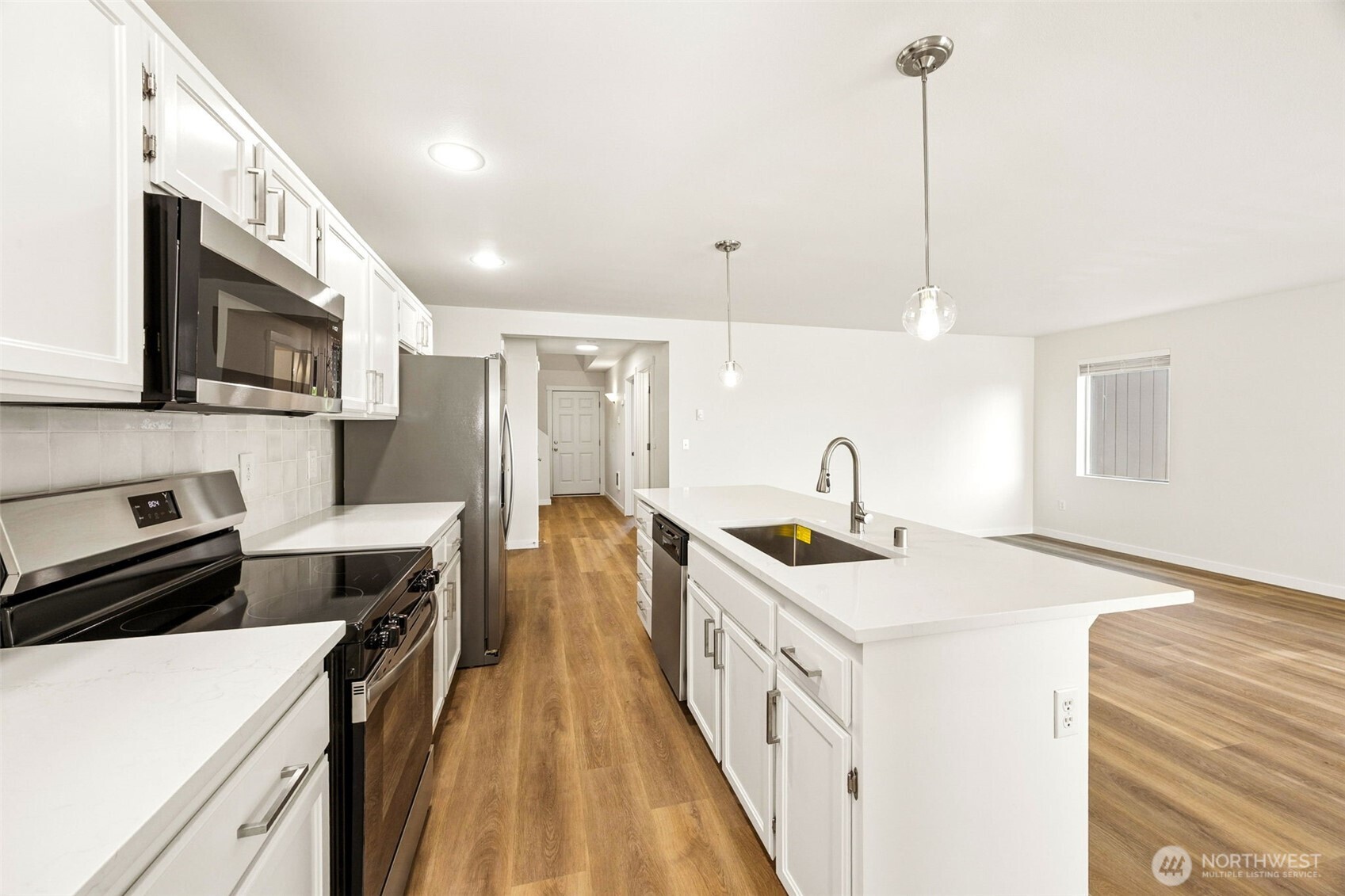 20107 40th Avenue E, Spanaway, WA 98387