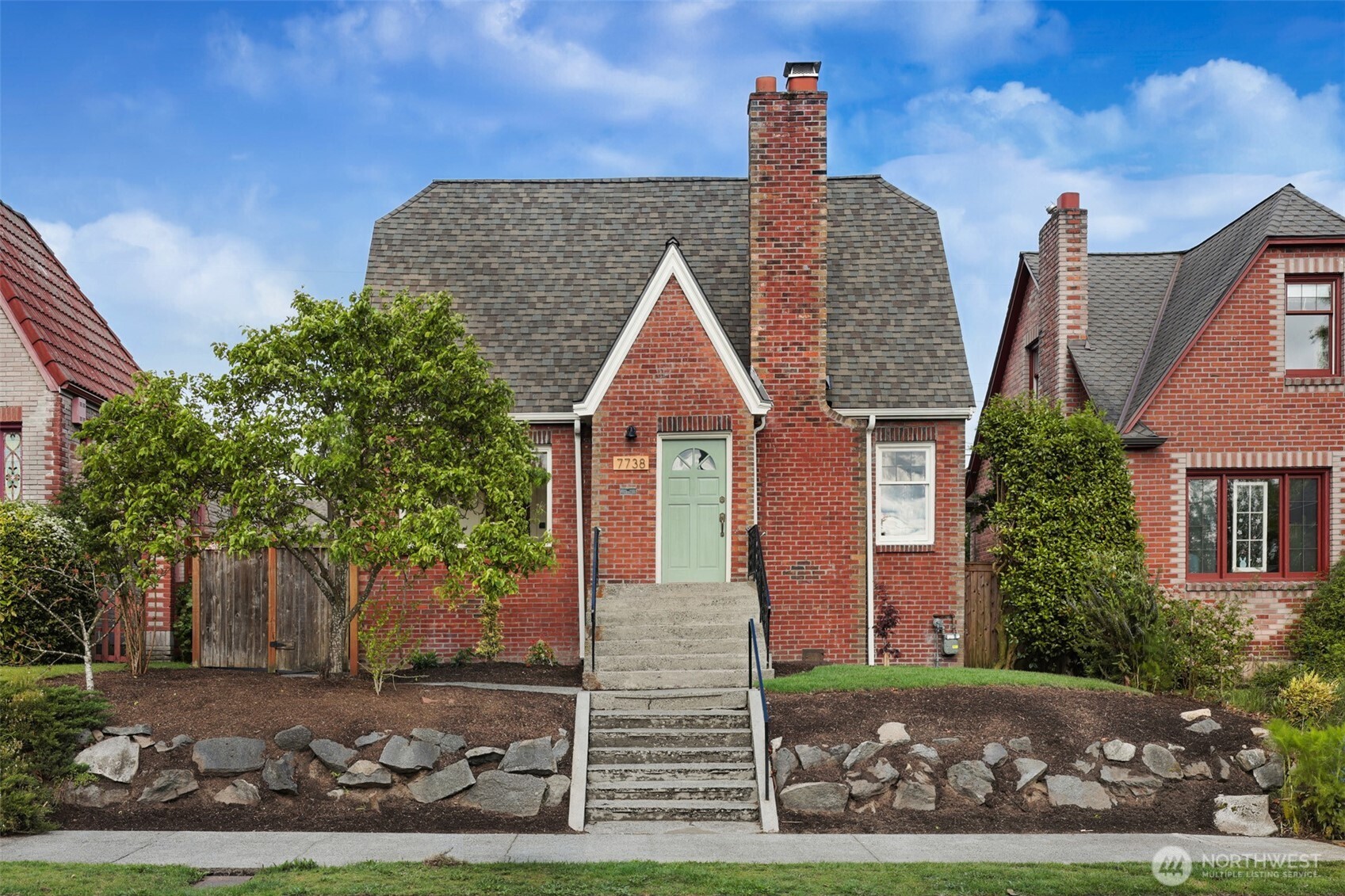 7738 Jones Avenue NW, Seattle, WA 98117