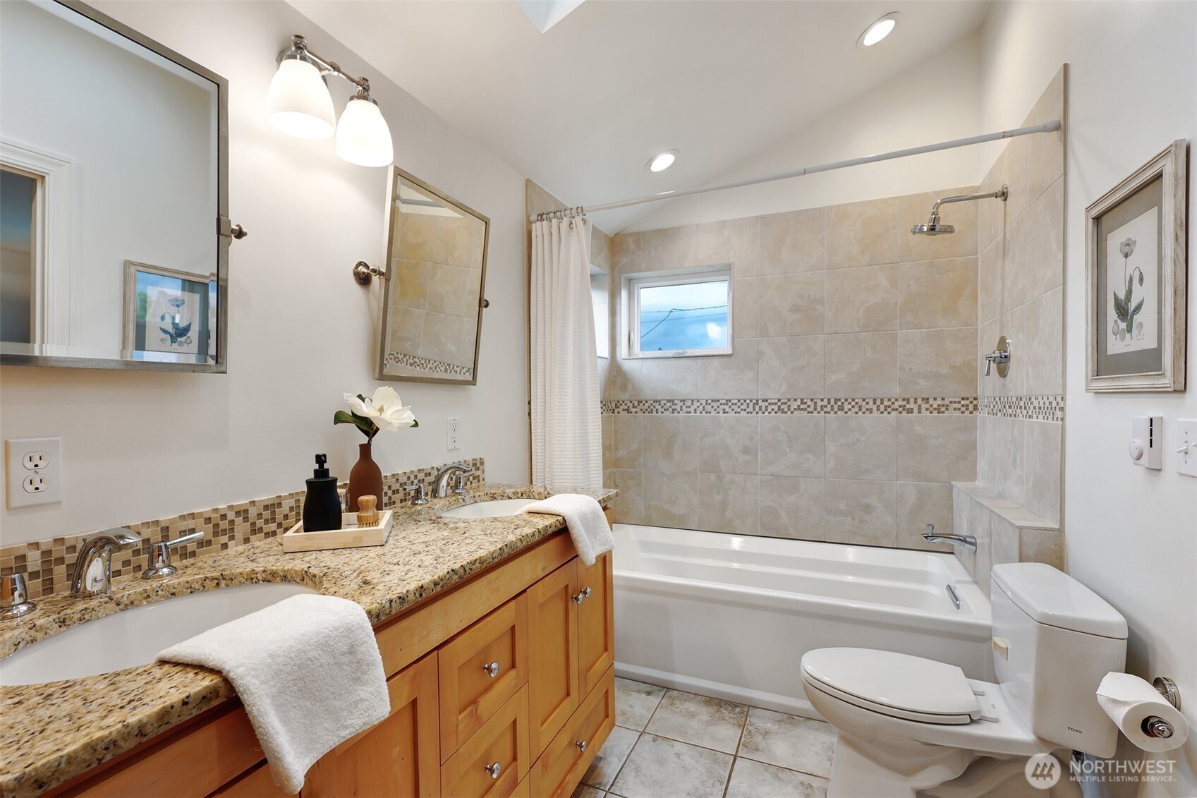 7738 Jones Avenue NW, Seattle, WA 98117