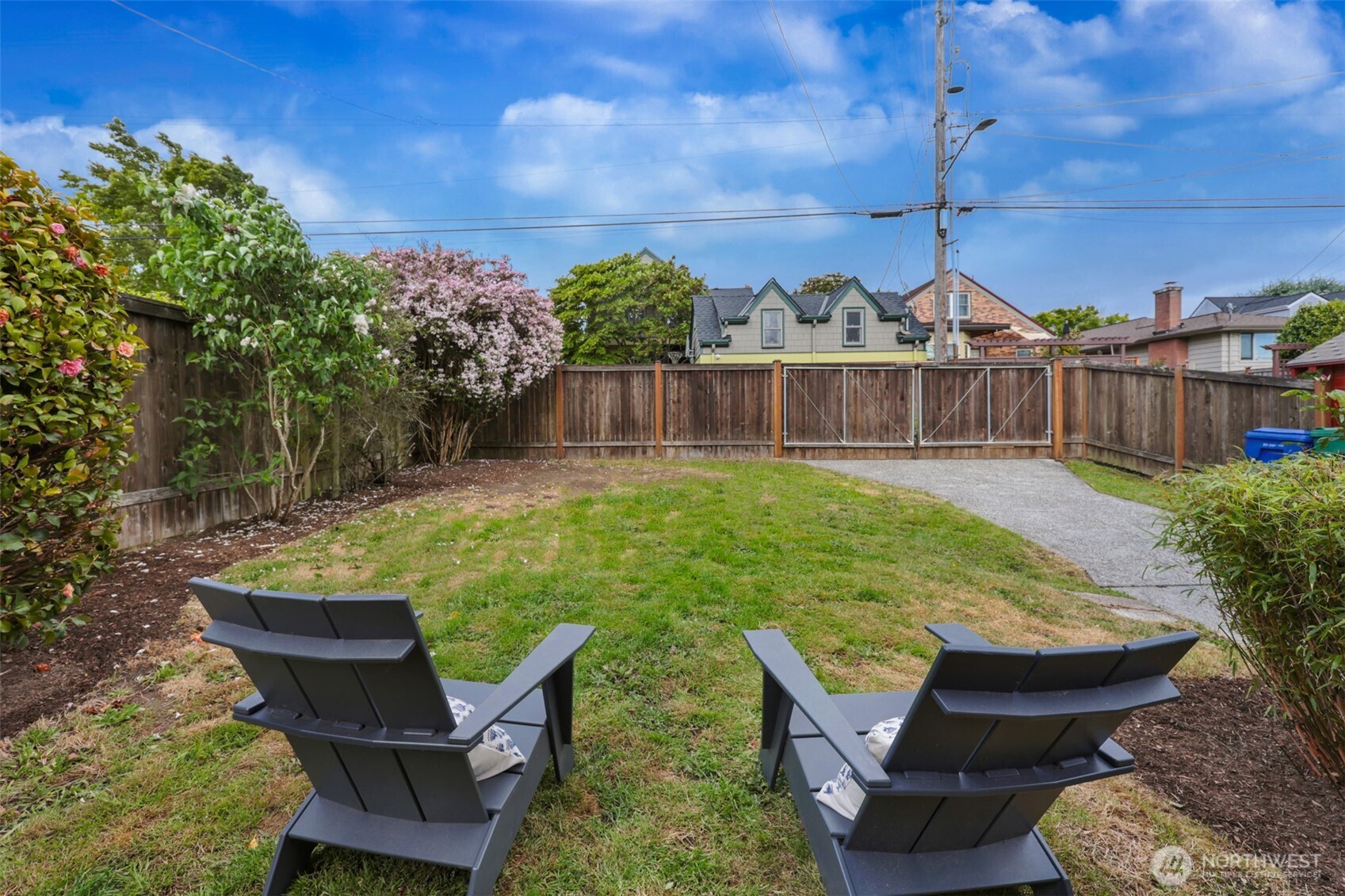 7738 Jones Avenue NW, Seattle, WA 98117