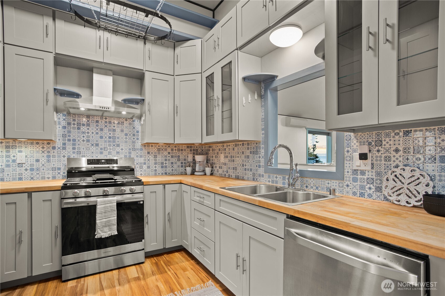 202 Olympus Boulevard , Port Ludlow, WA 98365