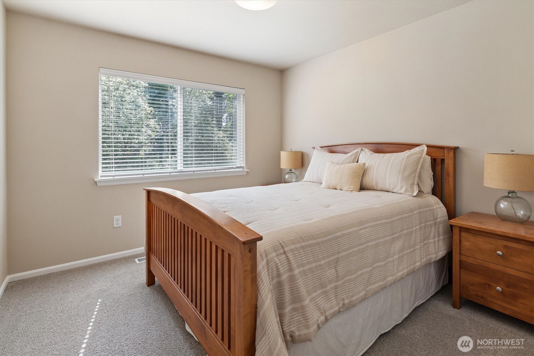 17525 Crossing Drive E, Puyallup, WA 98374