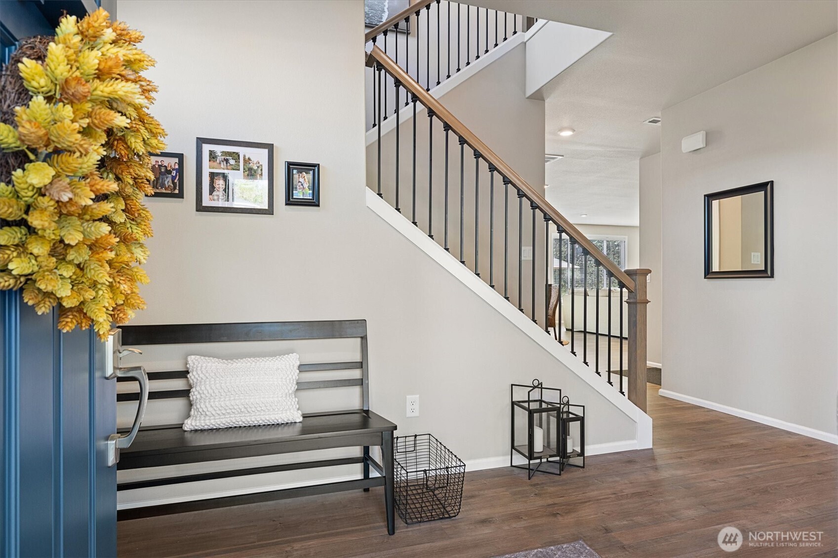 17525 Crossing Drive E, Puyallup, WA 98374