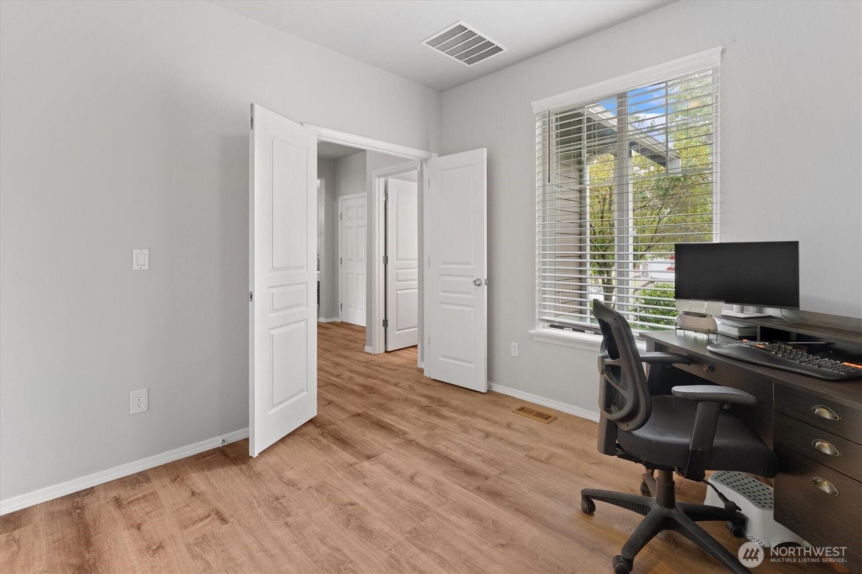 1210 Blue Jay Avenue SW, Orting, WA 98360