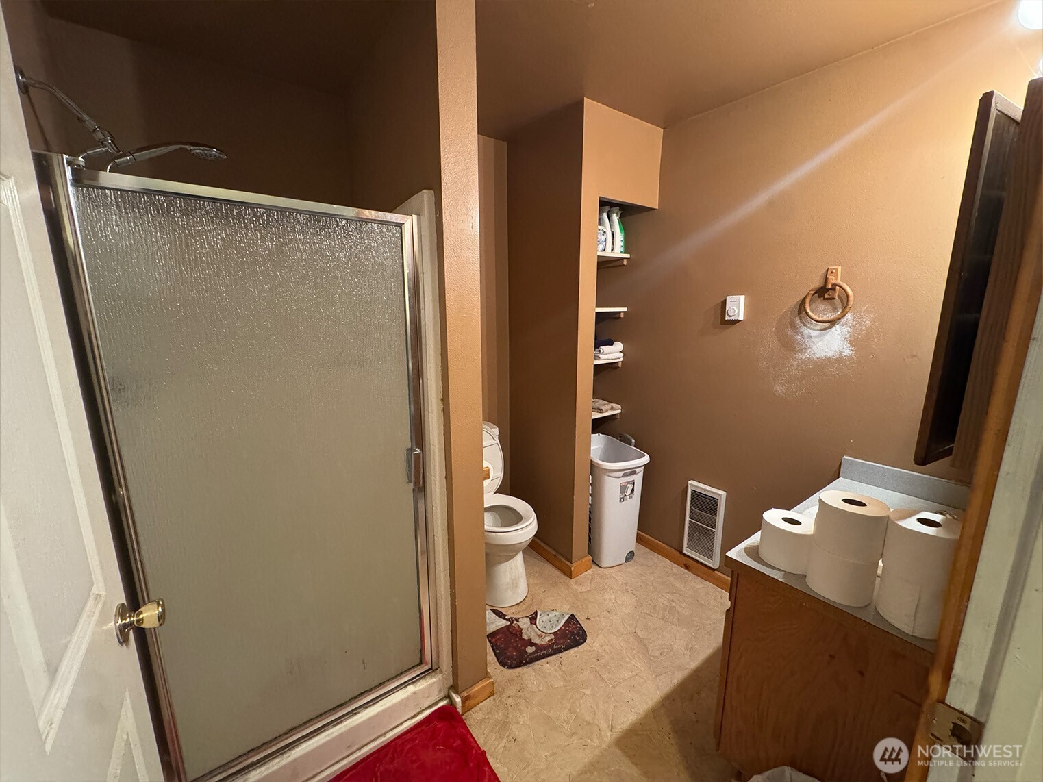 16491 E State Route 3 , Allyn, WA 98524