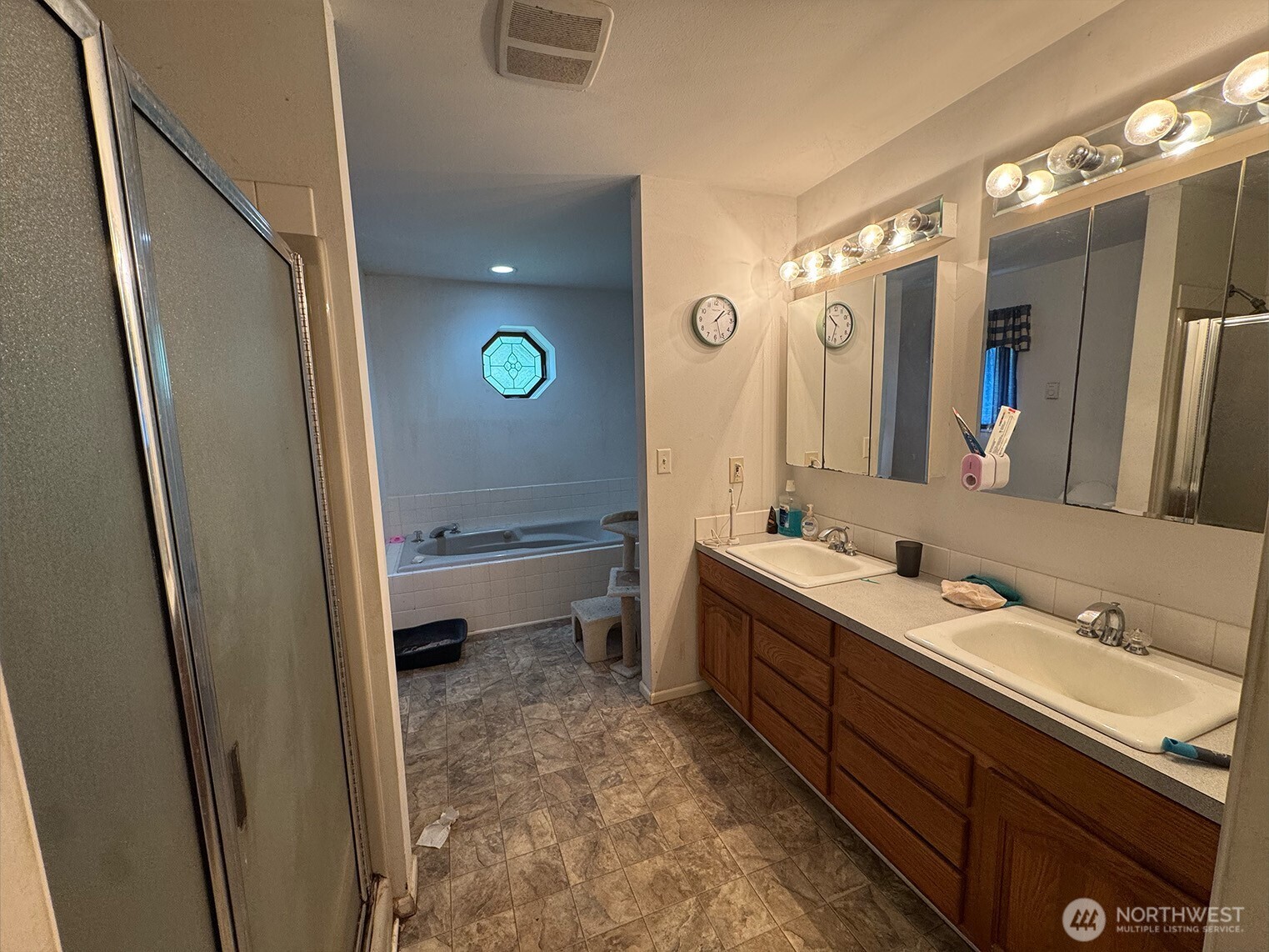 16491 E State Route 3 , Allyn, WA 98524