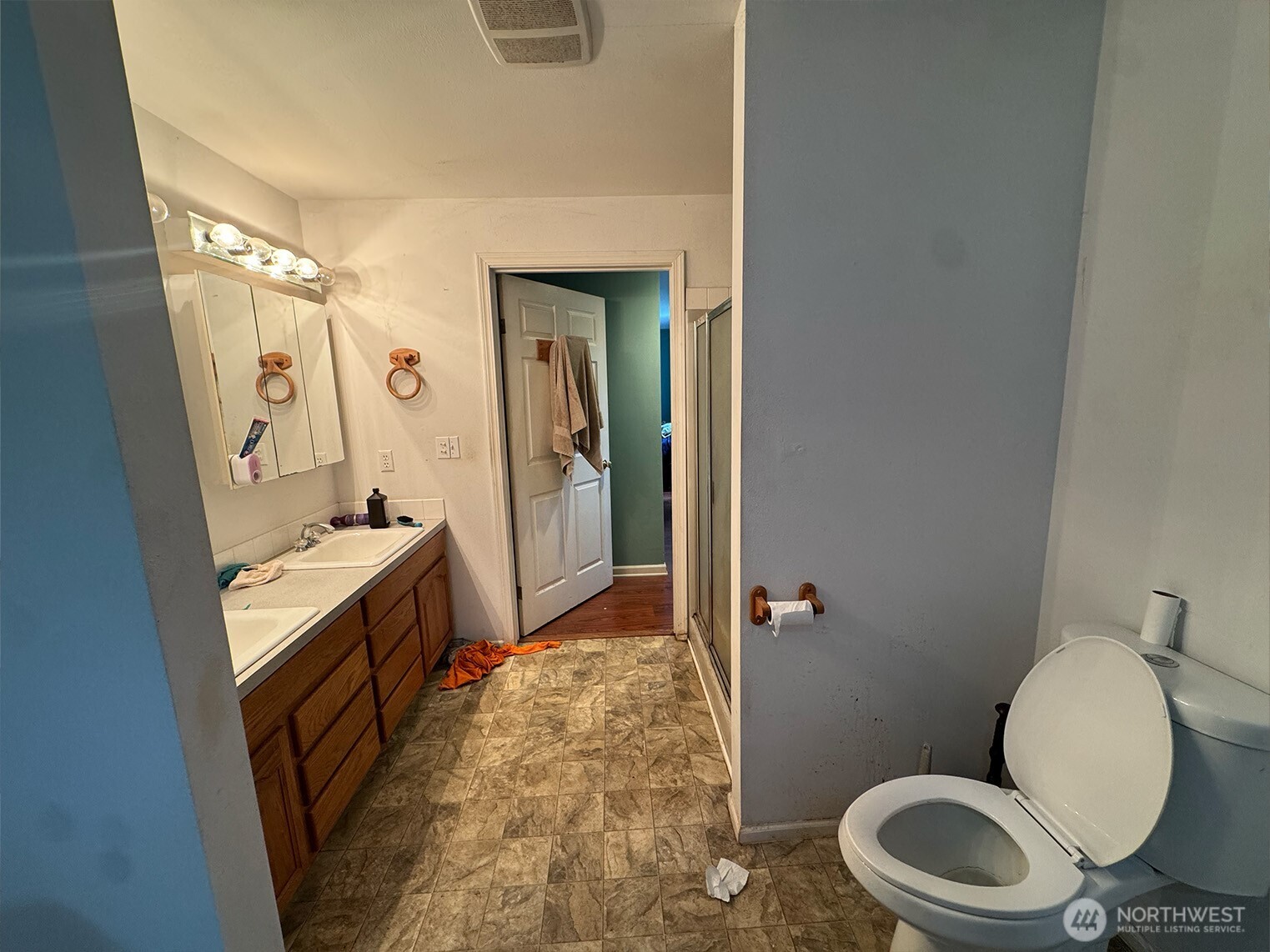 16491 E State Route 3 , Allyn, WA 98524