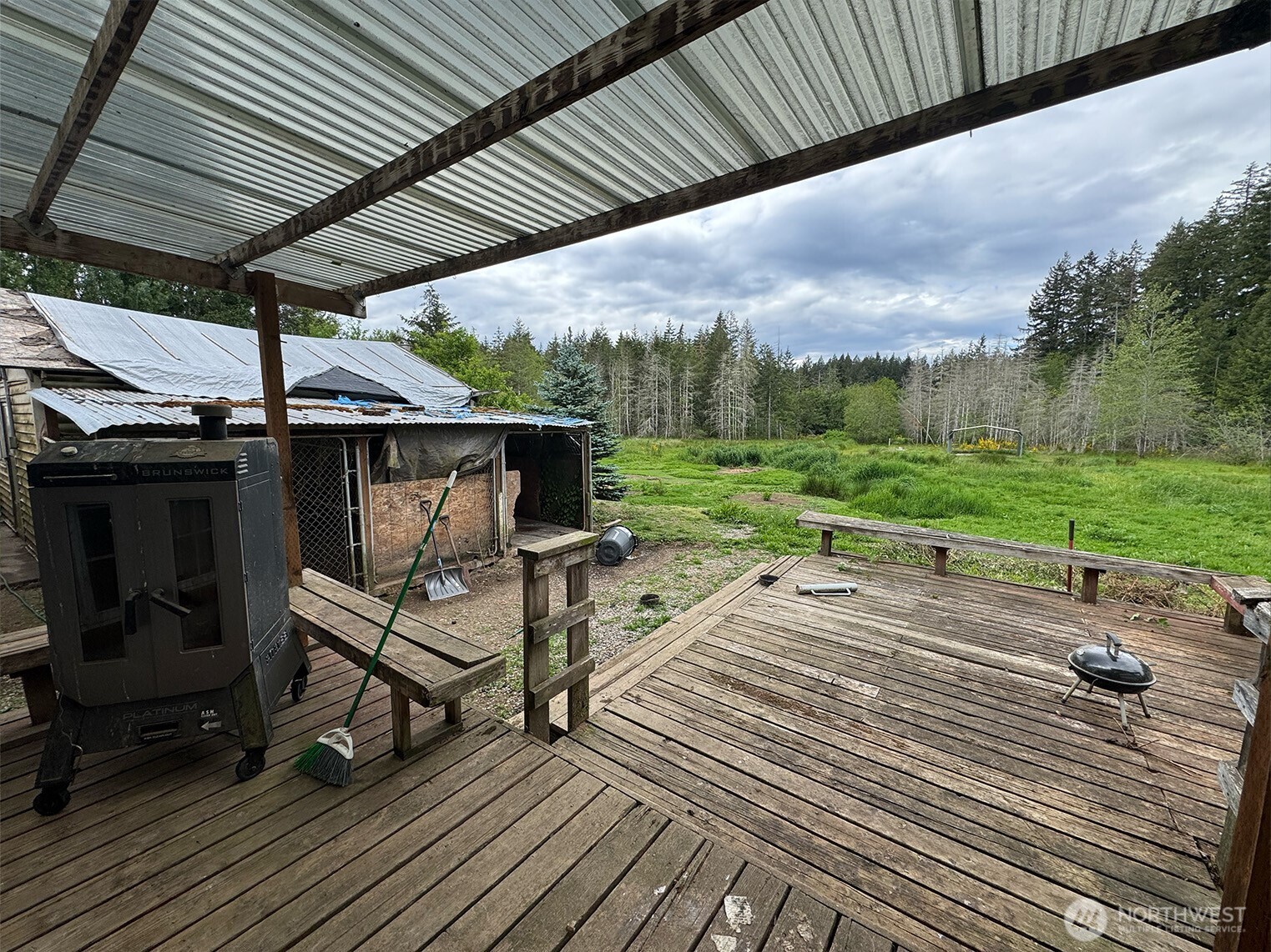 16491 E State Route 3 , Allyn, WA 98524