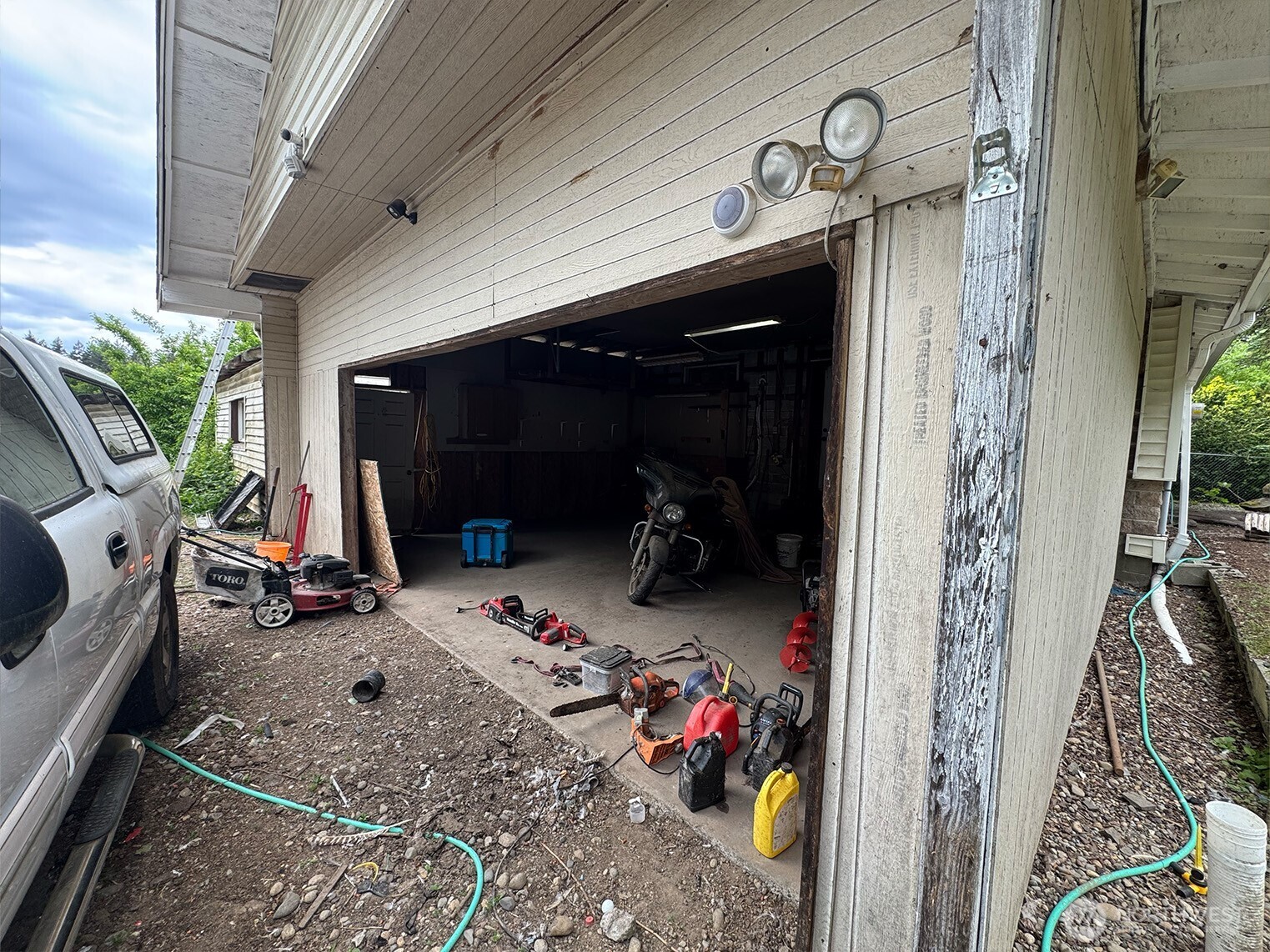 16491 E State Route 3 , Allyn, WA 98524