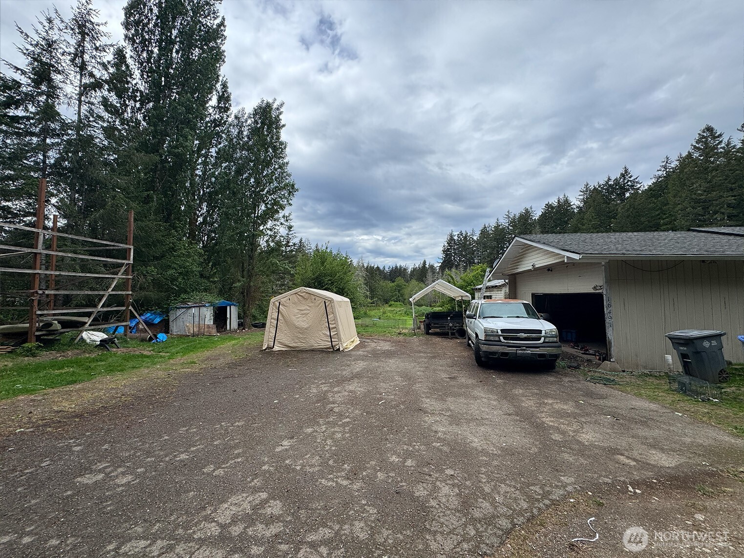 16491 E State Route 3 , Allyn, WA 98524