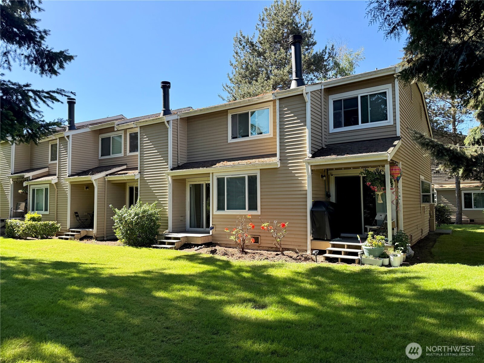 23816 12th Place S #405, Des Moines, WA 98198