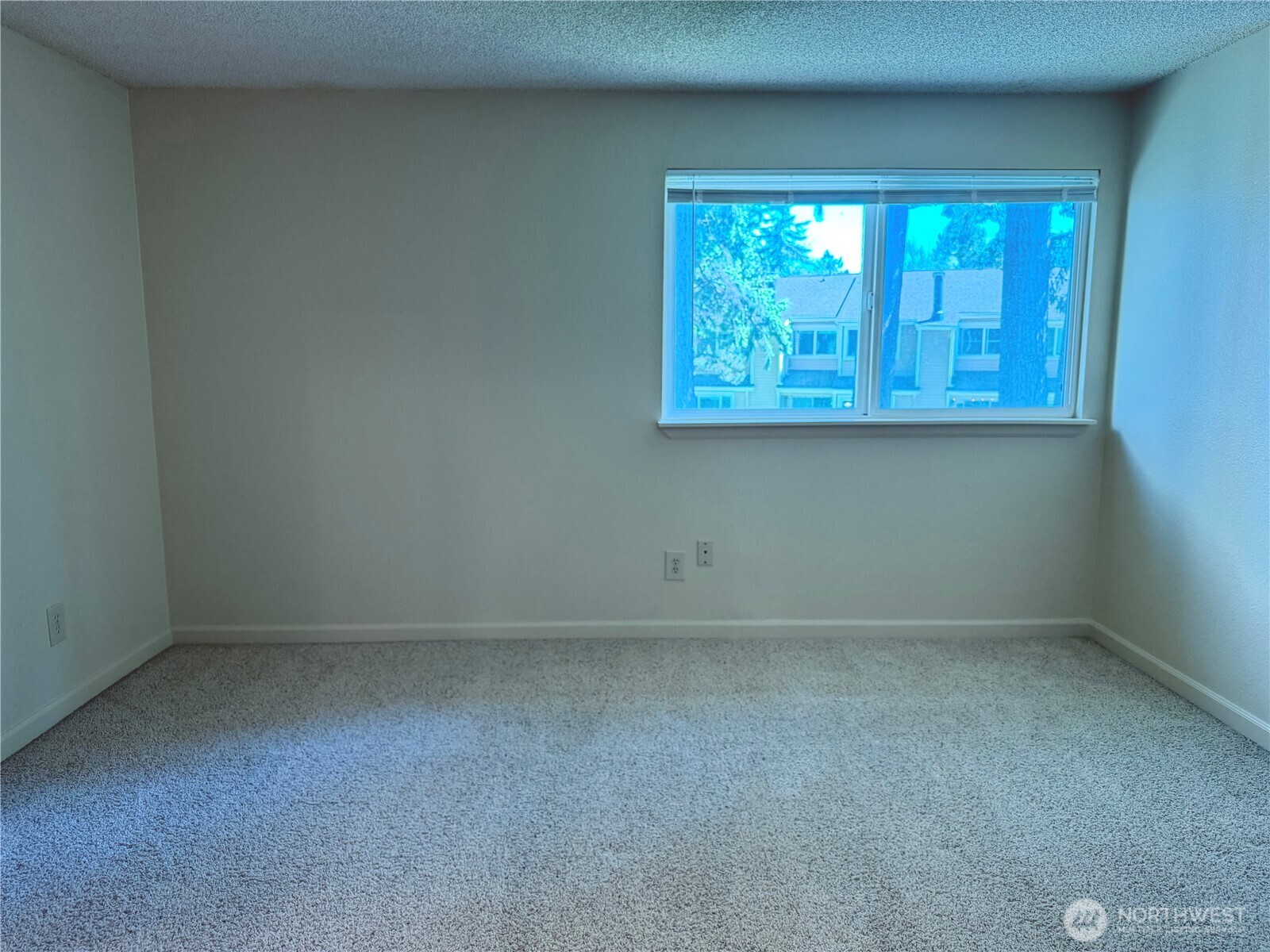 23816 12th Place S #405, Des Moines, WA 98198