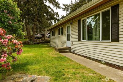 2642 Olympic Drive , Oak Harbor, WA 98277