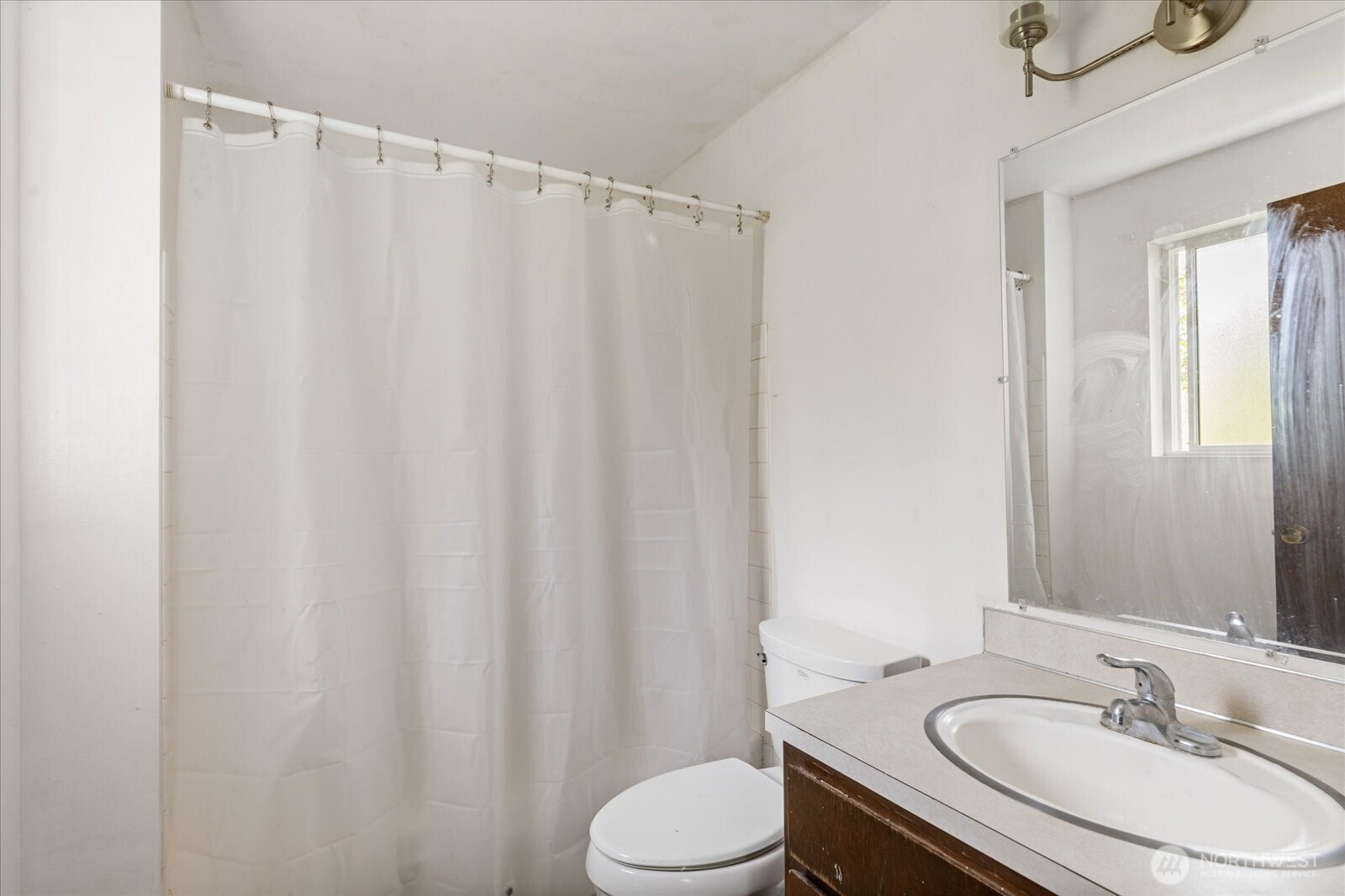 2642 Olympic Drive , Oak Harbor, WA 98277