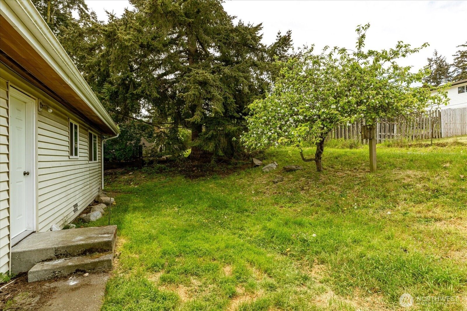 2642 Olympic Drive , Oak Harbor, WA 98277