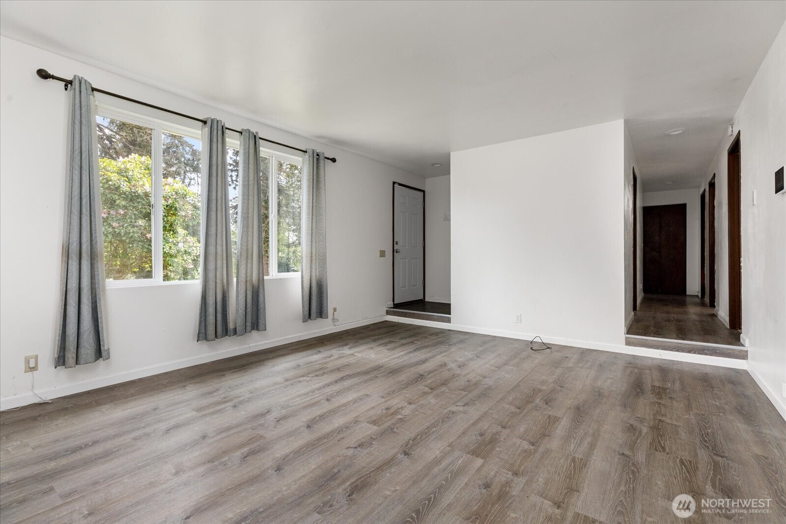 2642 Olympic Drive , Oak Harbor, WA 98277