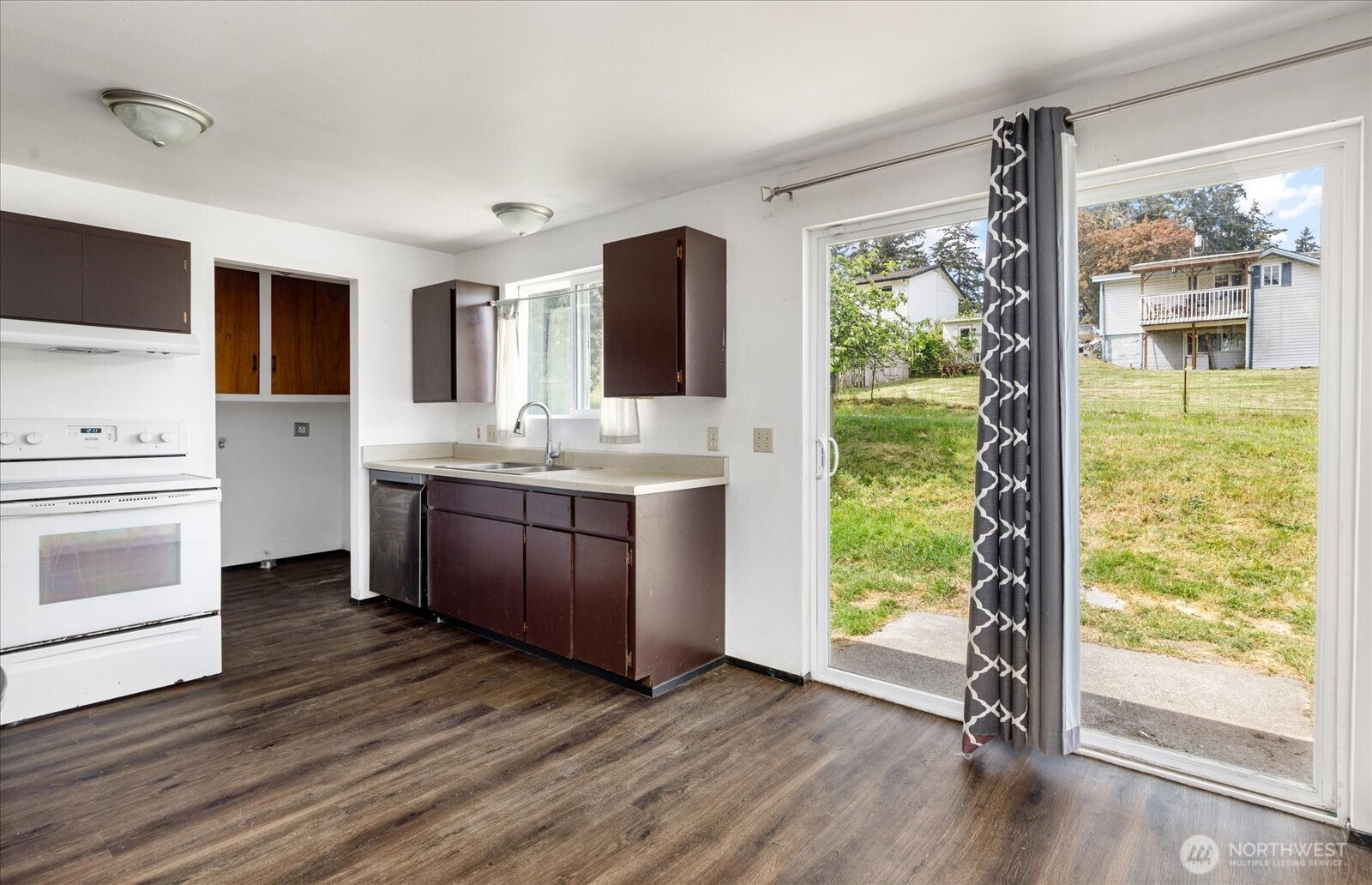 2642 Olympic Drive , Oak Harbor, WA 98277